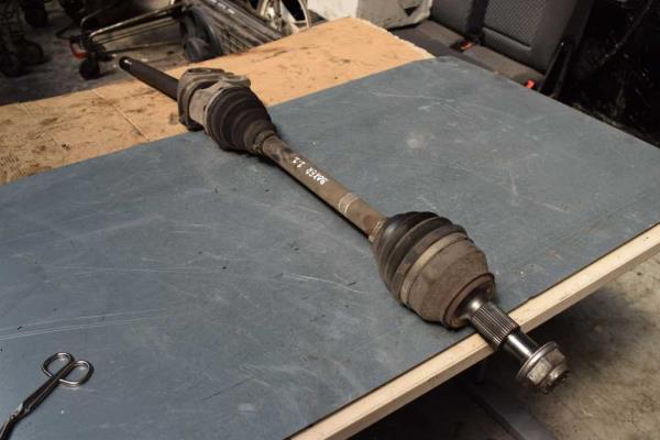 CARDAN DROIT CITROEN JUMPER / PEUGEOT BOXER 2.2HDI 2006-2014 - Vue 1